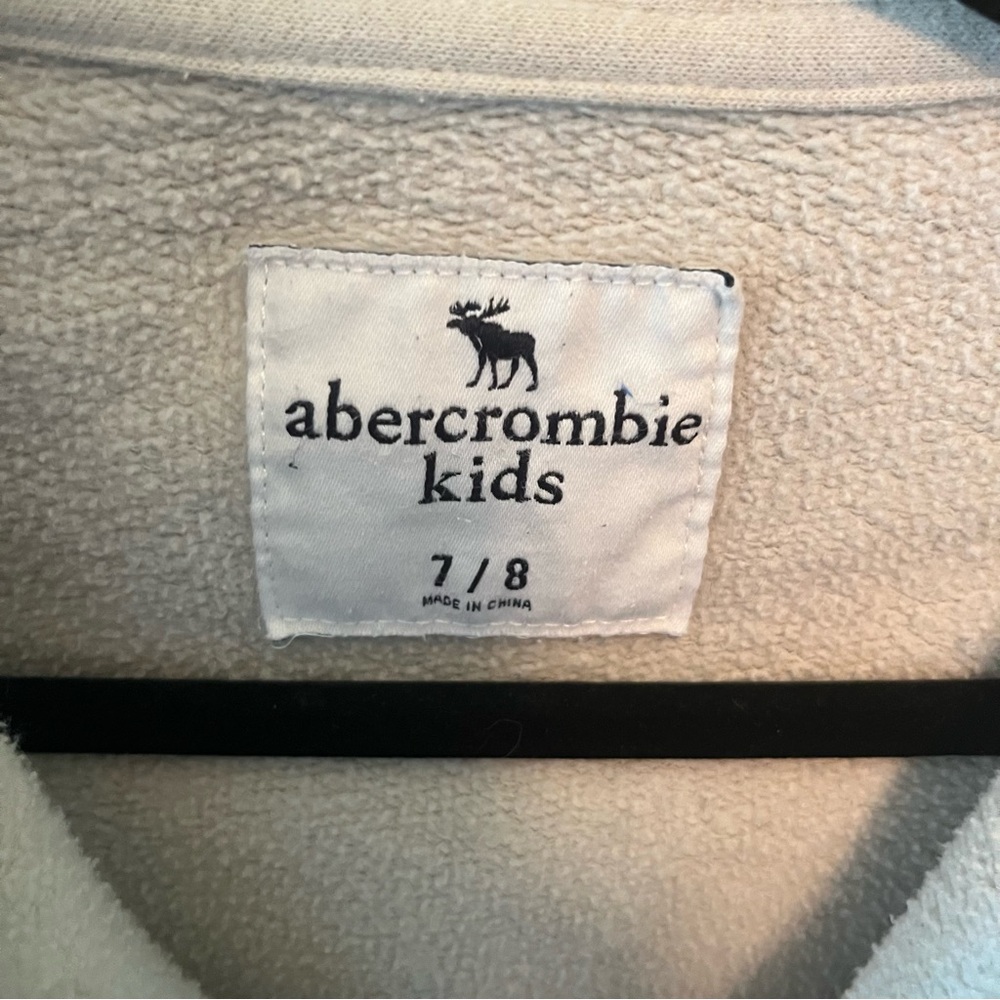 Abercrombie Kids Beige Hoodie. Boys size 7/8. - Picture 3 of 4